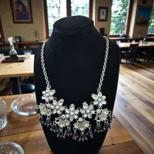 Art Deco Unlisted Silver Floral Charm Necklace